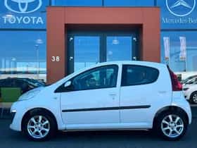 Peugeot 107 (2012) thumbnail 2