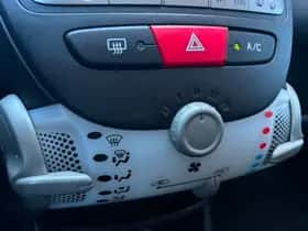 Peugeot 107 (2012) thumbnail 15