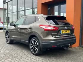 Nissan Qashqai (2014) thumbnail 3