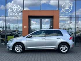 Volkswagen Golf (2019) thumbnail 2