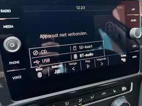 Volkswagen Golf (2019) thumbnail 22