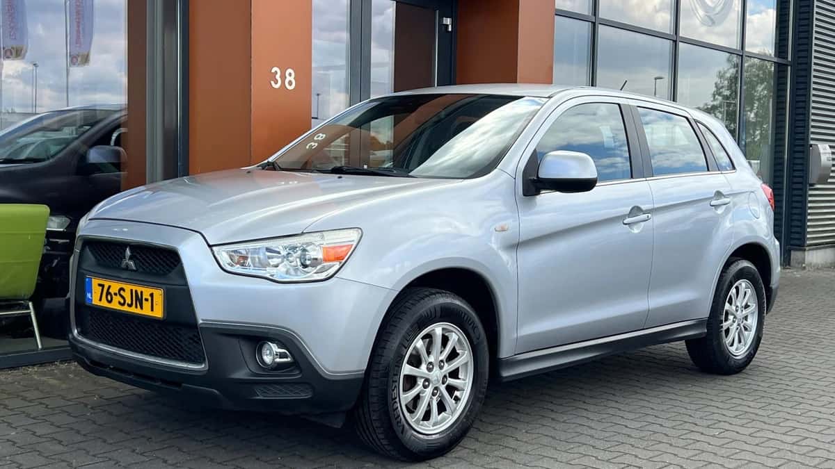 Mitsubishi ASX (2011) — foto 1