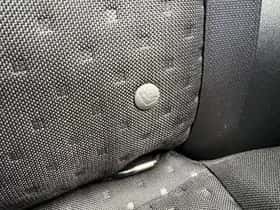 Mitsubishi ASX (2011) thumbnail 15