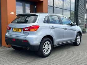 Mitsubishi ASX (2011) thumbnail 9