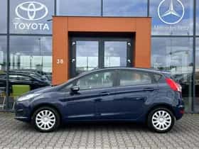Ford Fiesta (2015) thumbnail 2