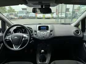 Ford Fiesta (2015) thumbnail 13