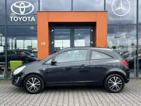 Opel Corsa (2012) thumbnail 2