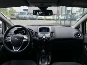 Ford Fiesta (2014) thumbnail 11