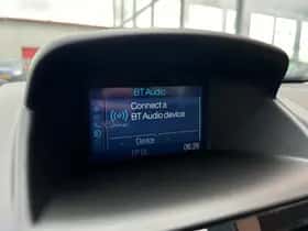 Ford Fiesta (2014) thumbnail 22