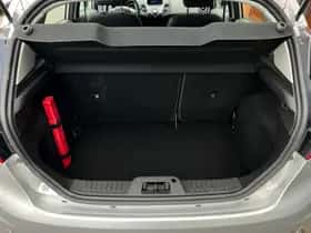 Ford Fiesta (2014) thumbnail 10