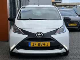 Toyota Aygo (2016) thumbnail 23