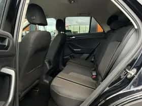 Volkswagen T Roc (2018) thumbnail 5