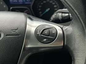 Ford Focus (2013) thumbnail 17