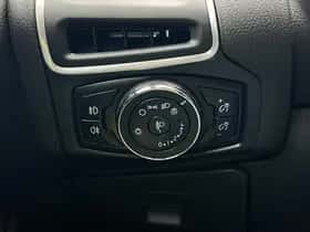 Ford Focus (2013) thumbnail 19