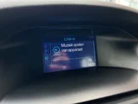 Ford Focus (2013) thumbnail 22