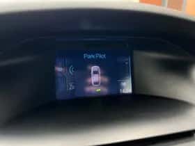 Ford Focus (2013) thumbnail 24