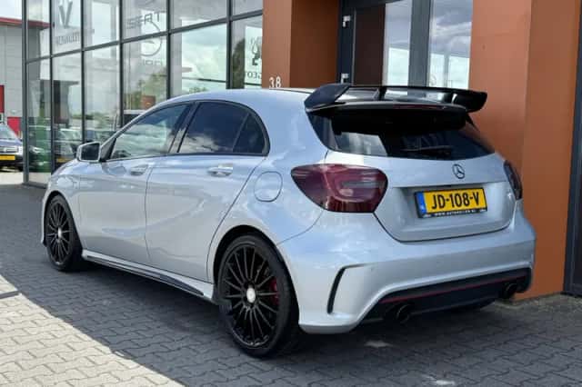 Mercedes-Benz A-Klasse (2015) thumbnail 3
