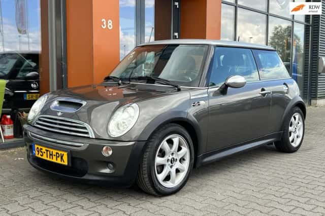MINI 3 Deurs (2006) thumbnail 1