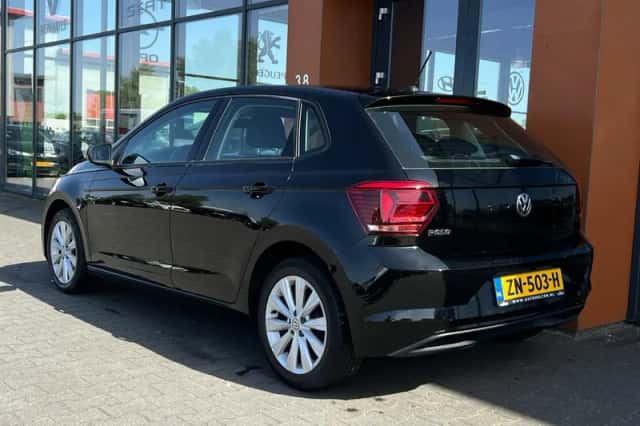 Volkswagen Polo (2019) thumbnail 3