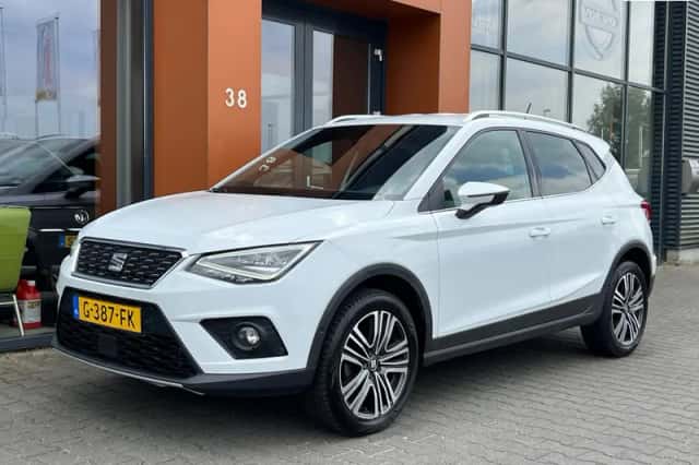 SEAT Arona (2018) thumbnail 1
