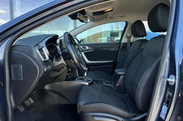 Kia Ceed Sportswagon (2019) thumbnail 4