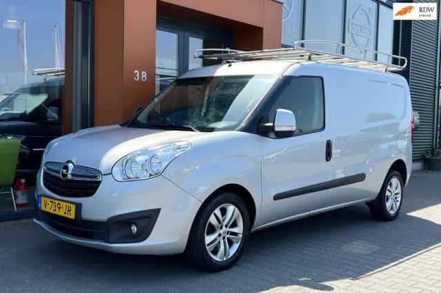 Opel Combo (2017) thumbnail 1