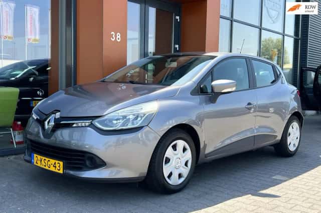 Renault Clio (2013) thumbnail 1