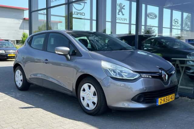 Renault Clio (2013) thumbnail 6