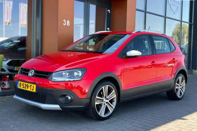 Volkswagen Polo (2011) thumbnail 1