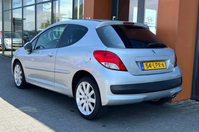 Peugeot 207 (2010) thumbnail 3