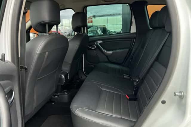 Dacia Duster (2014) thumbnail 5