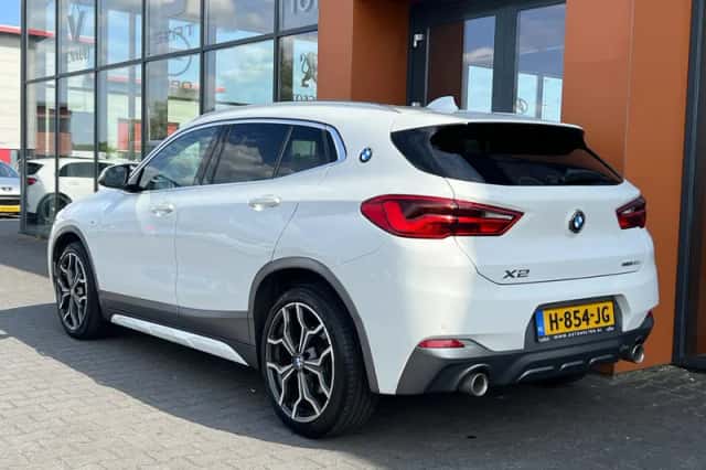 BMW X2 (2019) thumbnail 3