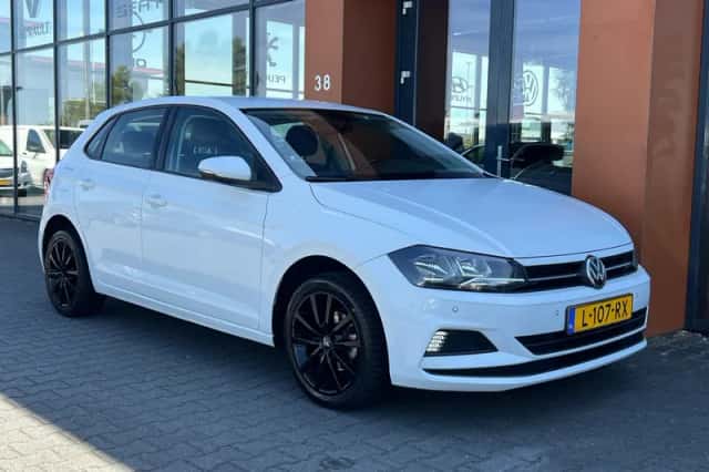 Volkswagen Polo (2018) thumbnail 6