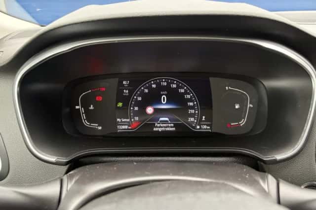 Renault Mégane (2022) thumbnail 5