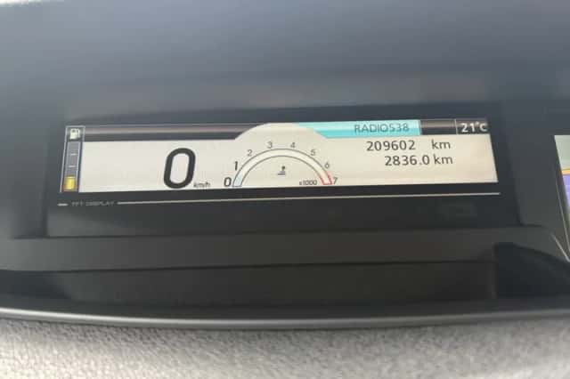 Renault Scénic (2010) thumbnail 5