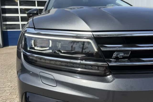 Volkswagen Tiguan (2019) thumbnail 4