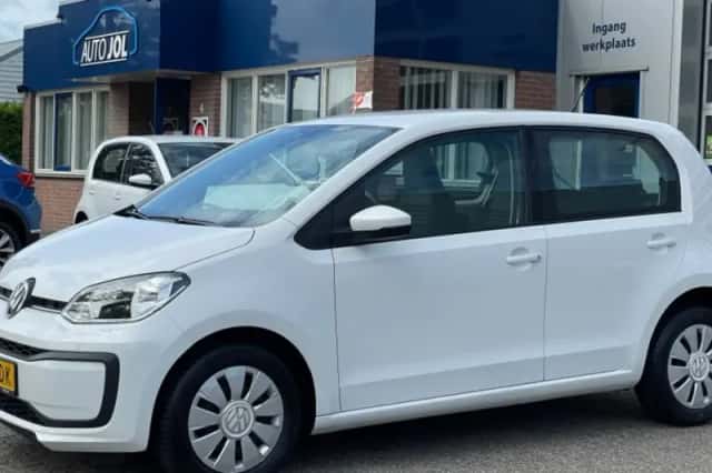Volkswagen Up! (2020) thumbnail 1
