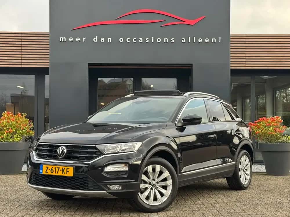 Volkswagen T-Roc (2022) — foto 1