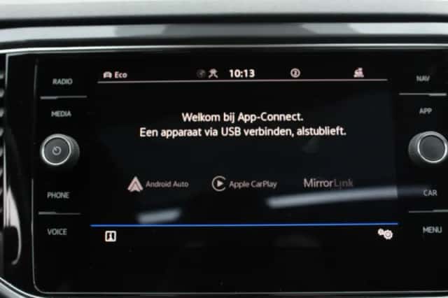 Volkswagen T-Roc (2022) thumbnail 22