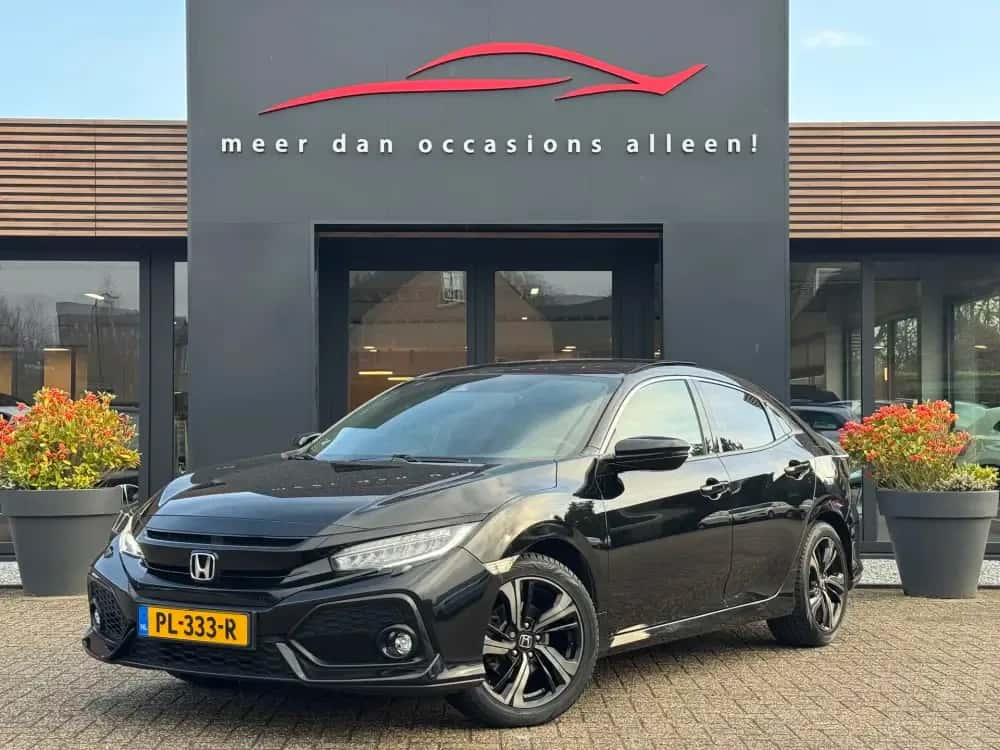 Honda Civic (2017) — foto 1
