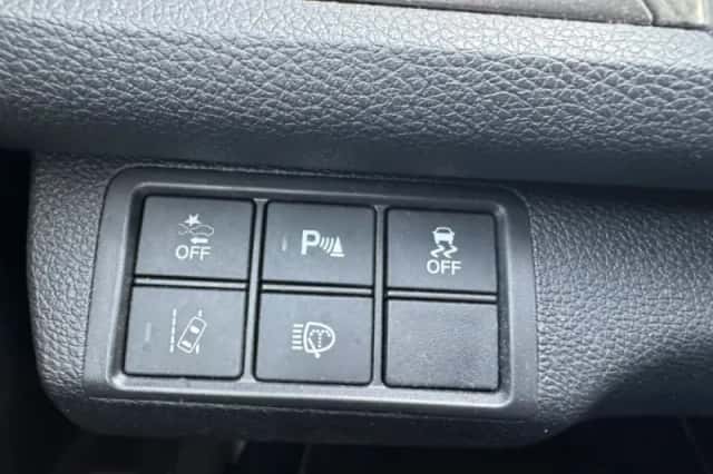Honda Civic (2017) thumbnail 21