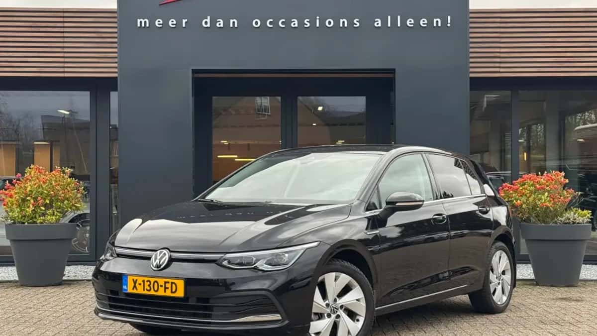 Volkswagen Golf — foto 1