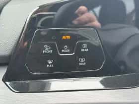Volkswagen Golf thumbnail 14