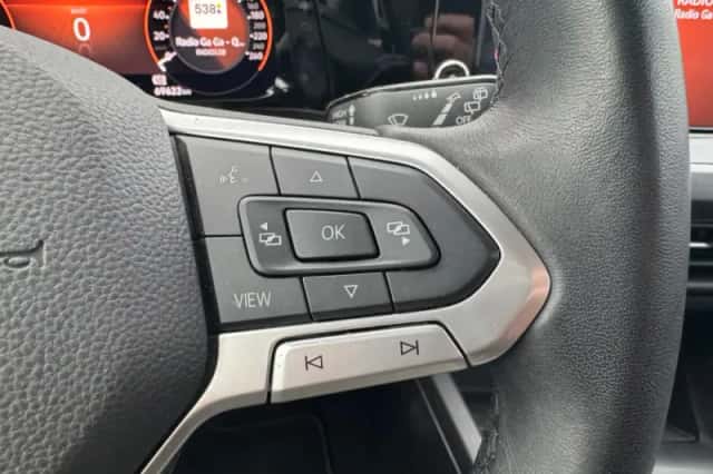 Volkswagen Golf (2020) thumbnail 20
