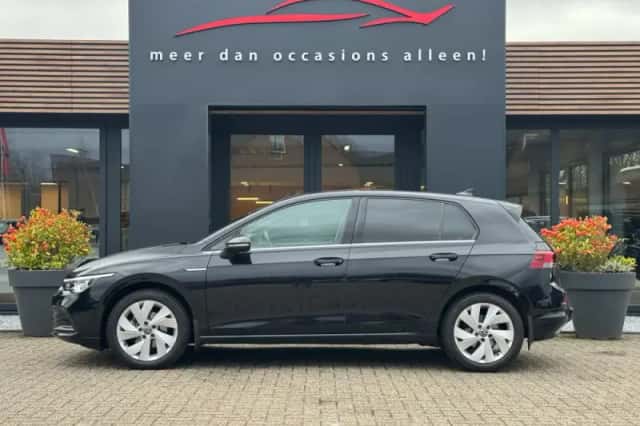 Volkswagen Golf (2020) thumbnail 3