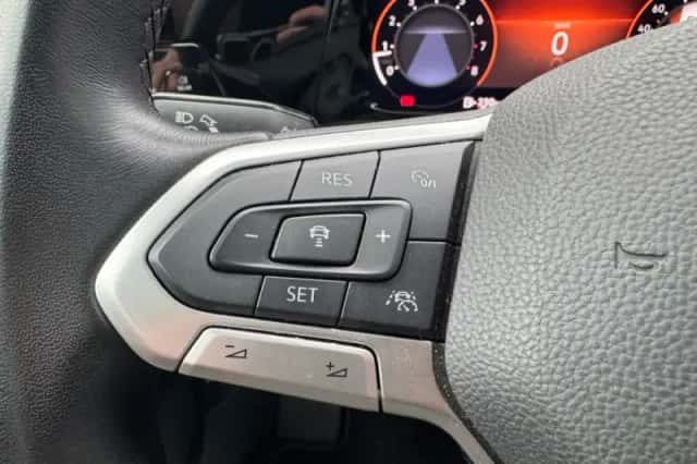Volkswagen Golf (2020) thumbnail 21