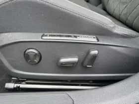 Volkswagen Golf thumbnail 4