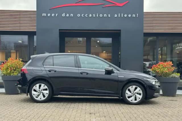 Volkswagen Golf (2020) thumbnail 5