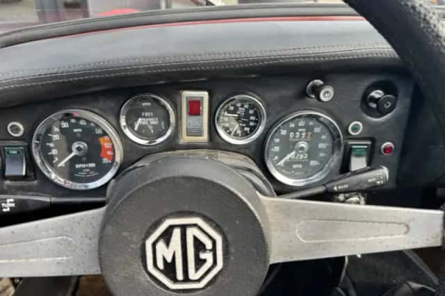 MG Midget (1975) thumbnail 13