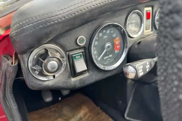 MG Midget (1975) thumbnail 14